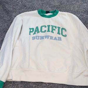 Sweatshirt